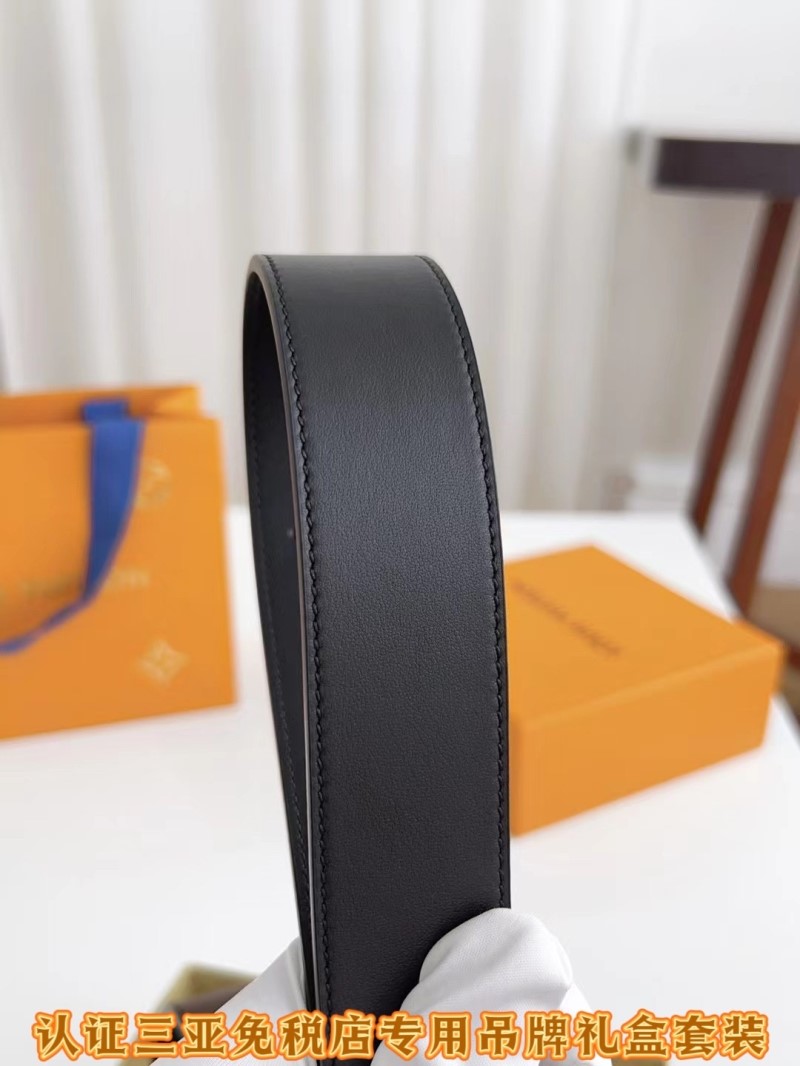 LOUIS VUITTON Belts